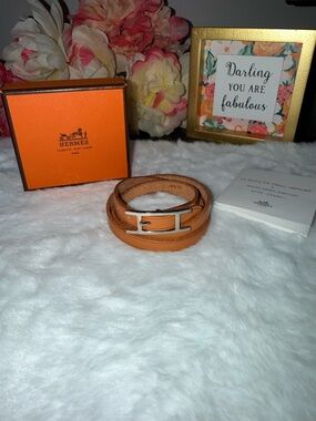 Hermès Hapi 3 Tour Bracelet Tan Leather Silver H Pre-Loved